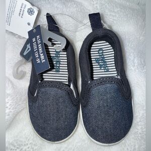 NWT OshKosh B'gosh Kids Denim Slip-On Sneakers - Dark Blue size 4